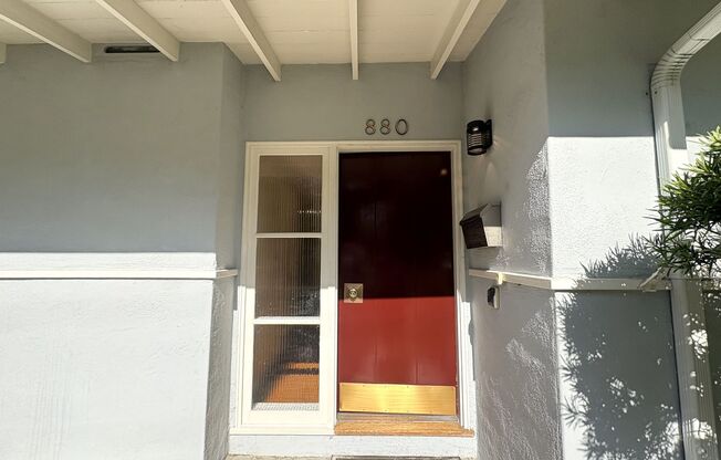 Charming 4-Bedroom Palo Alto Home with ADU, Pool, and Expansive Lot