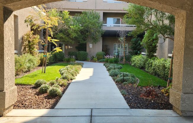 1 bed, 1 bath, 800 sqft, $2,125, Unit 306