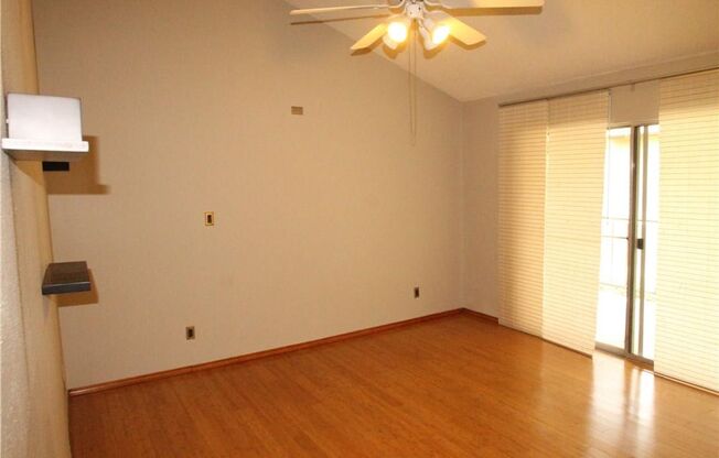1 bed, 1 bath, $1,350, Unit #2054