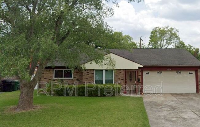 11910 HUNKLER DR