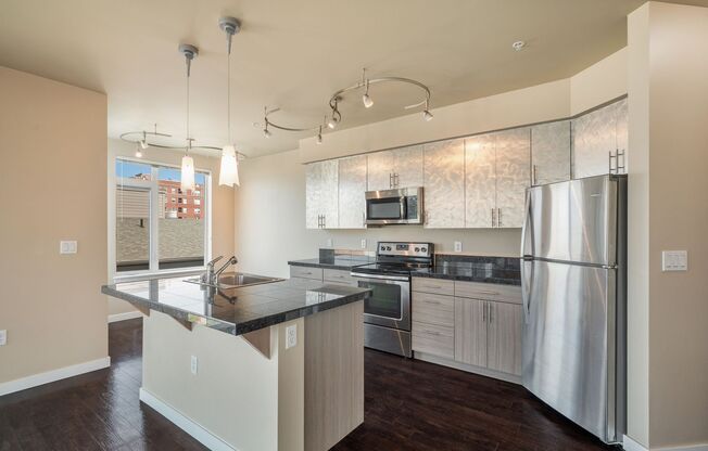 2 beds, 2 baths, 1,024 sqft, $3,650, Unit 316