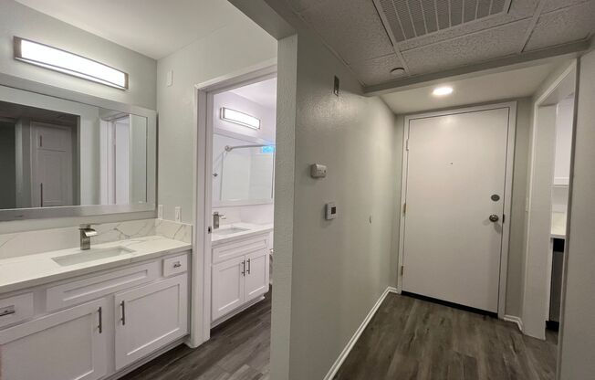 1 bed, 1 bath, 850 sqft, $2,548, Unit 212