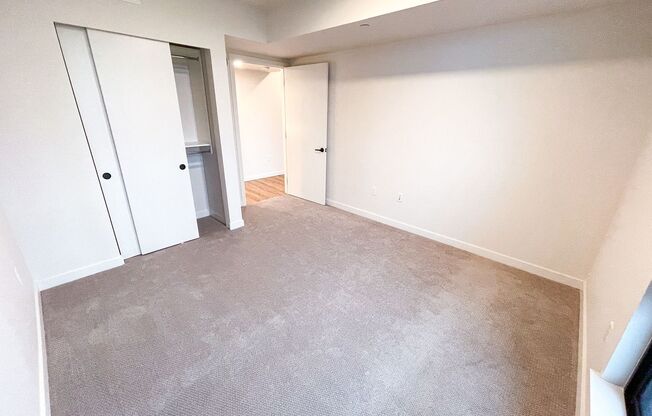 2 beds, 2 baths, 1,140 sqft, $6,195, Unit 324