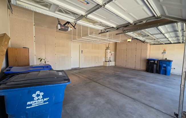 3 beds, 3 baths, $2,395