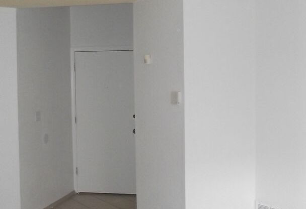 East El Paso 3 bed Refirg A/C