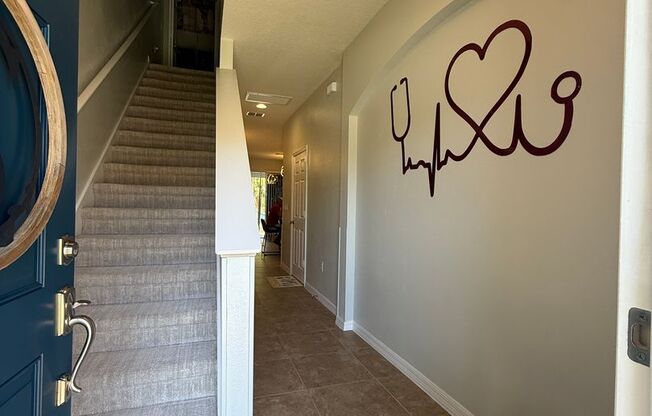 3 beds, 3 baths, $2,400