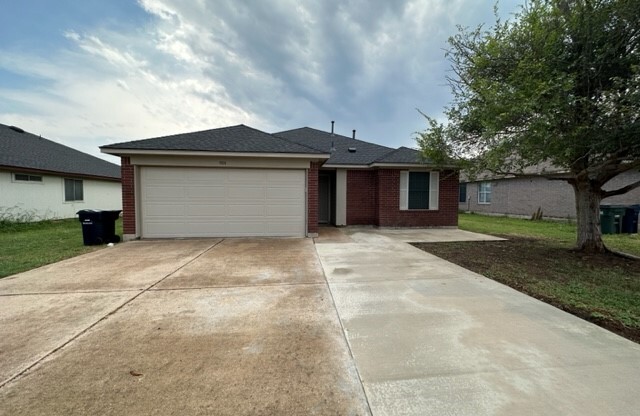 814 RED RIV LN