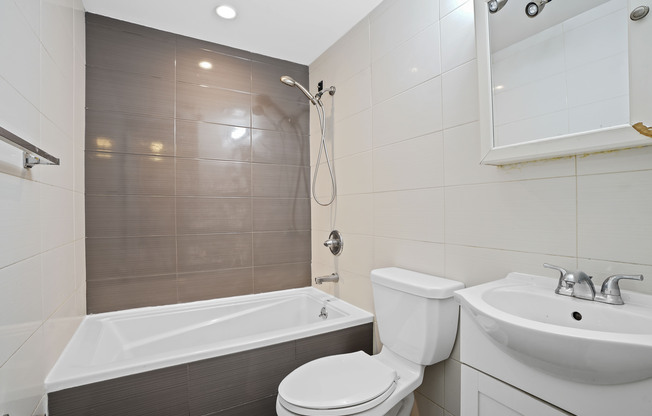 2 beds, 1 bath, 1,250 sqft, $3,500, Unit 1