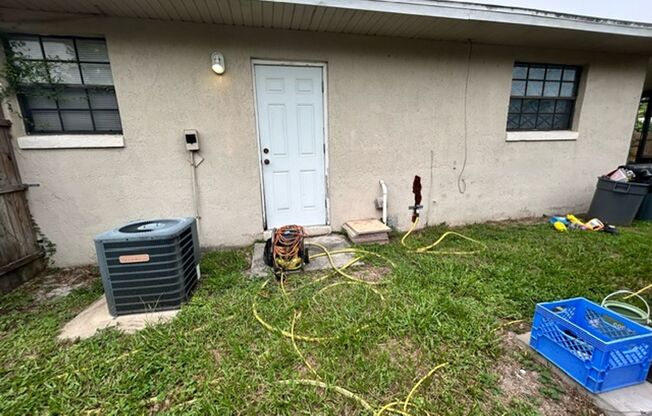 Three Bedroom Home, Walking Distance to New Sun Rail