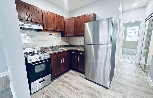 4756 N. Maplewood Ave.