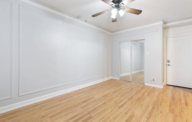 Studio, 1 bath, 280 sqft, $1,375, Unit 206