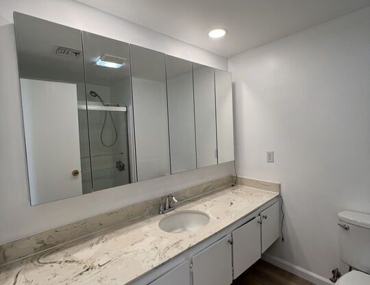 1 bed, 1 bath, 762 sqft, $2,795, Unit 2607