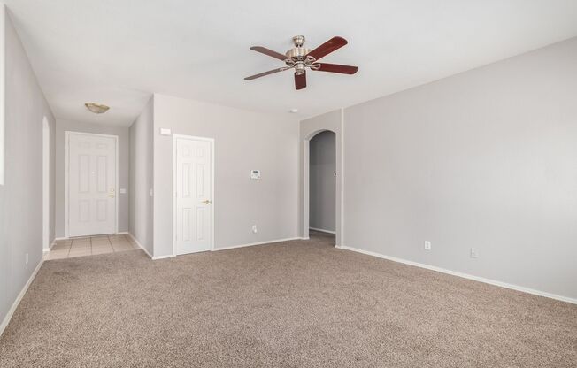 Charming 3-Bed, 2-Bath Home near Riggs Rd & Cooper Rd - Enjoy Golf & Amenities!