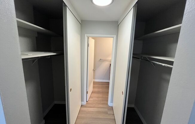 2 beds, 2 baths, 1,036 sqft, $2,395, Unit 3520 - 408