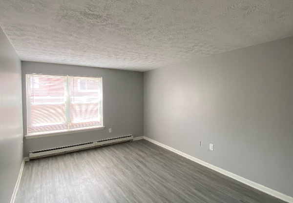 412 FRANKLIN AVE