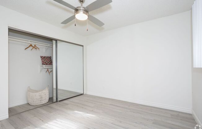 2 beds, 1 bath, 1,000 sqft, $2,592, Unit 202