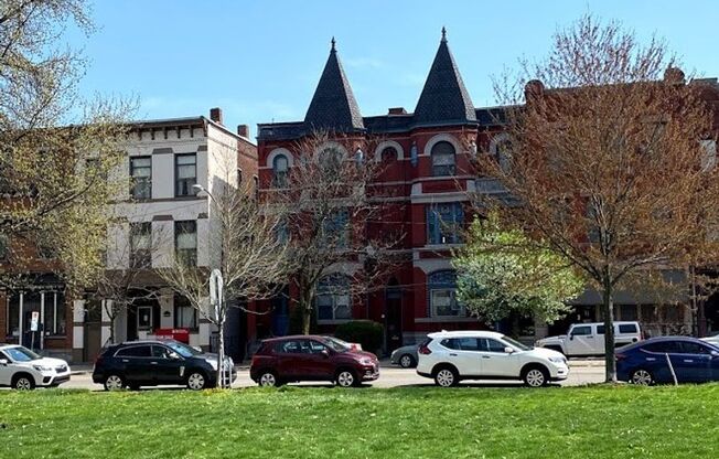1 bed, 1 bath, $1,195, Unit 3rd Floor