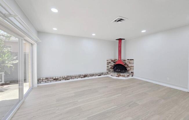 1176 BLAIR AVE