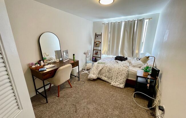 1 bed, 1 bath, $1,095, Unit 204