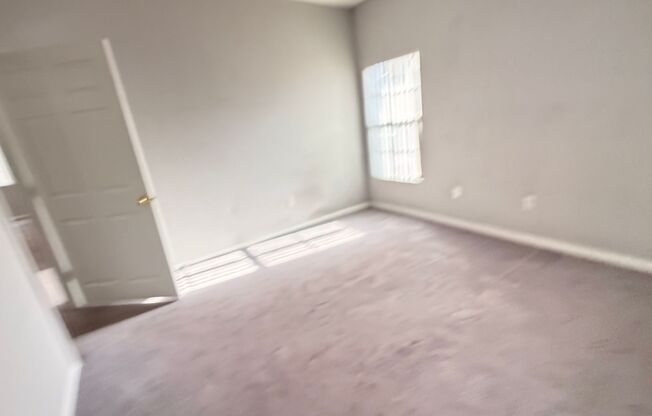 2 beds, 2 baths, $1,595, Unit UNIT 1021