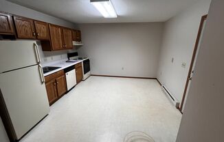 2 beds, 1 bath, $845, Unit Unit 5