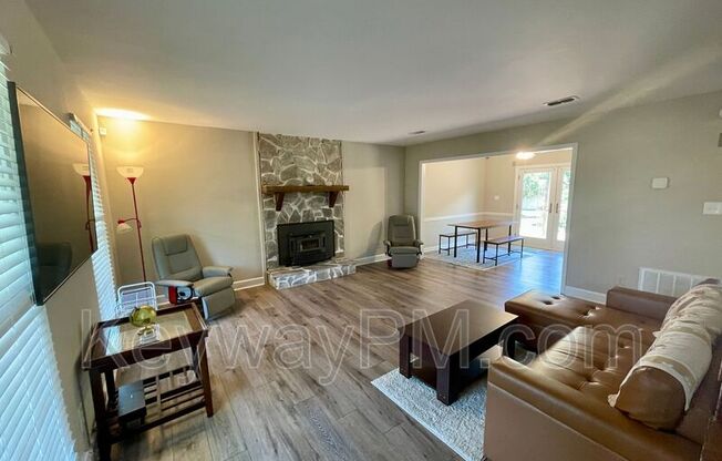 547 PHEASANT RUN DR