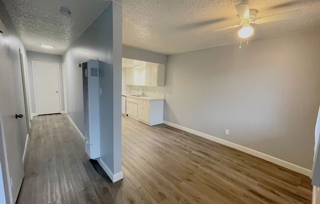 2 beds, 1 bath, 950 sqft, $1,595, Unit WY2448-1