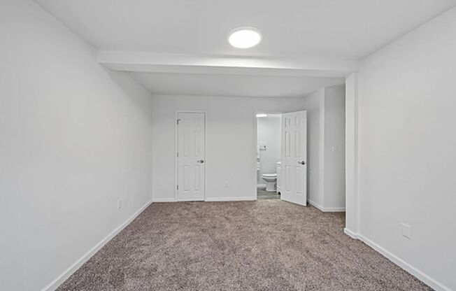 2 beds, 1.5 baths, 1,000 sqft, $1,299, Unit 375-15