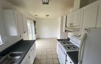 3 beds, 2 baths, $1,500, Unit Apt D