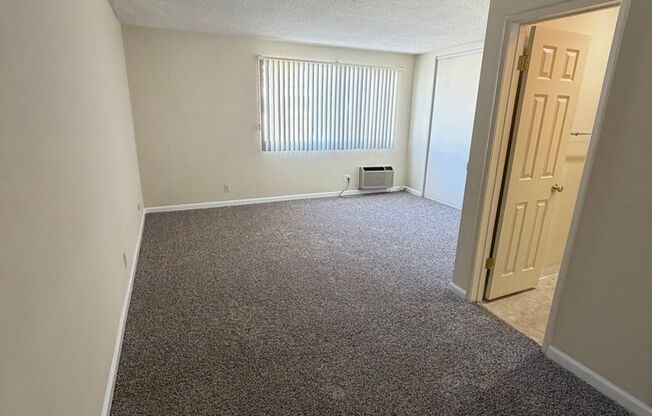 18530 Prairie St.