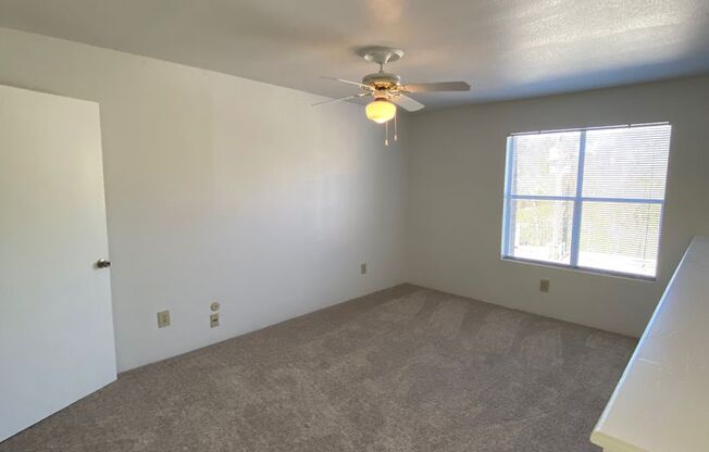 2 beds, 2 baths, 1,038 sqft, $1,215, Unit 3302