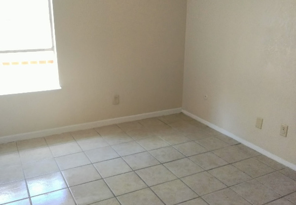 3813 WINDSOR