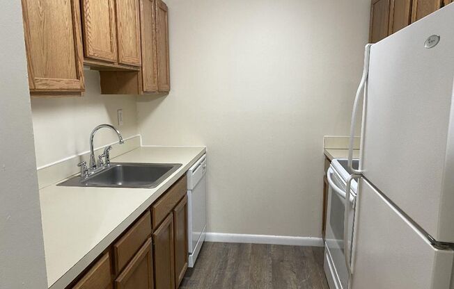 1 bed, 1 bath, $1,600, Unit 54