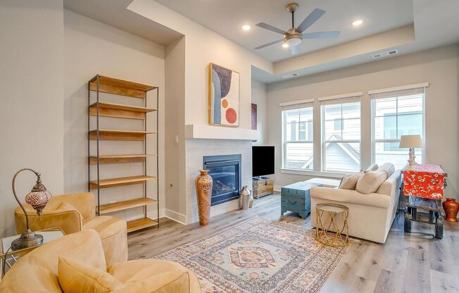 MUST SEE Modern & Bright 3-Bedroom, 3-Bath Garden Home - Steps from the Trinity Trails!