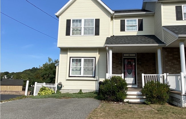 65 ROBERTS ST EXT