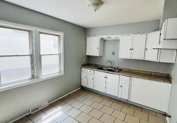 5039 N 28 ST