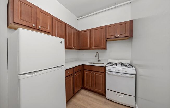 1 bed, 1 bath, 560 sqft, $1,695, Unit 101