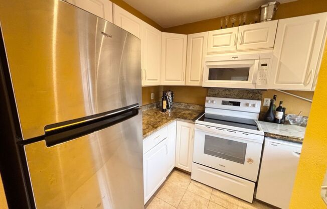 2 beds, 1.5 baths, $3,300, Unit # #C 12 NUUANU STREAMSIDE