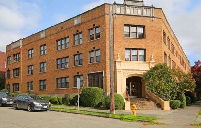 The Lola Apartments