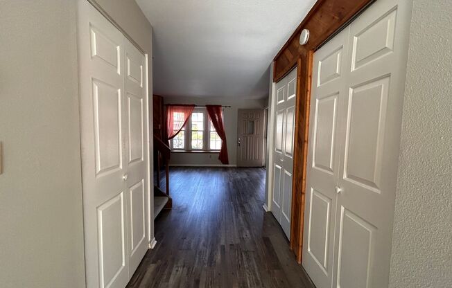 2 beds, 2 baths, $2,200, Unit # #D