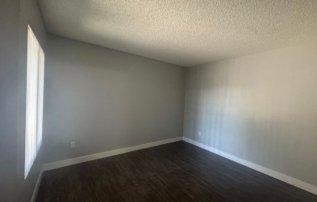 2 beds, 1.5 baths, 893 sqft, $2,345, Unit H22