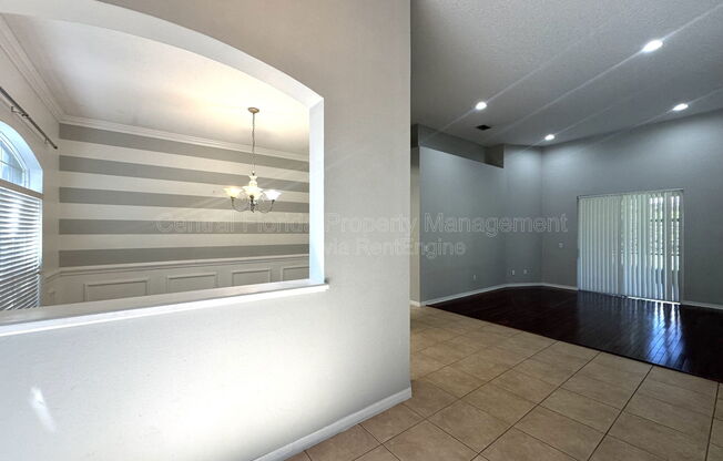 10108 MARSH PINE CIR