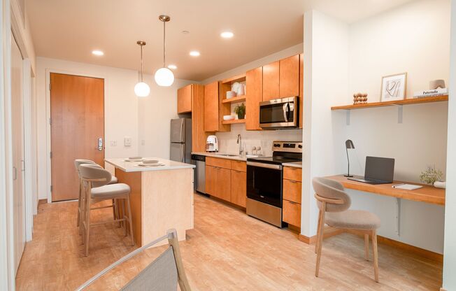 1 bed, 1 bath, 604 sqft, $1,395, Unit A406