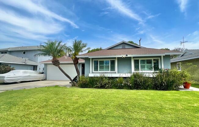 Spacious Remodeled Home Near El Dorado Park