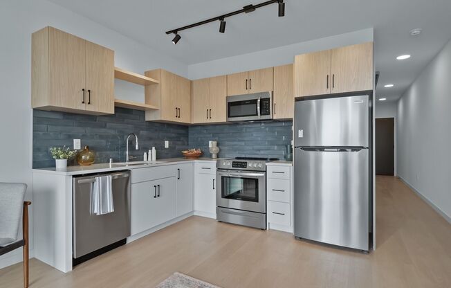 1 bed, 1 bath, 638 sqft, $1,393, Unit 206