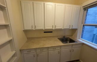Studio, 1 bath, 275 sqft, $1,695, Unit 08