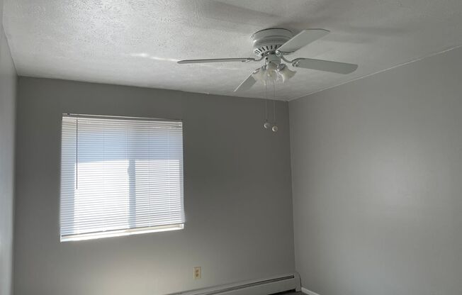 1 bed, 1 bath, 450 sqft, $795, Unit X303