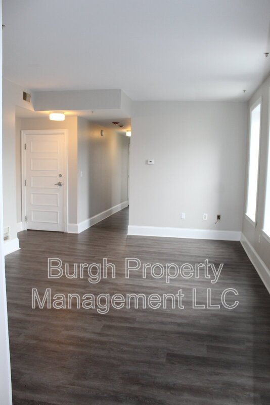 1009 PENN AVE