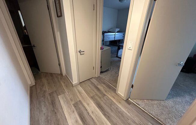 2 beds, 1 bath, $1,395, Unit 218
