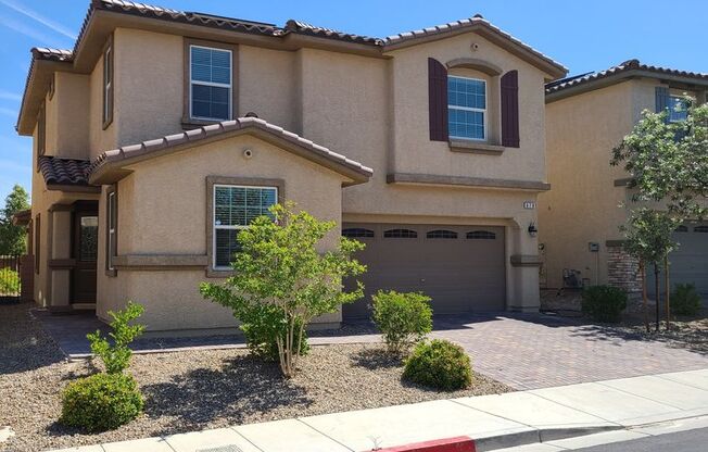 SOLAR POWER - Beautiful 4 bedroom plus large loft, 3 bathroom home in Coronado HS zone!!!